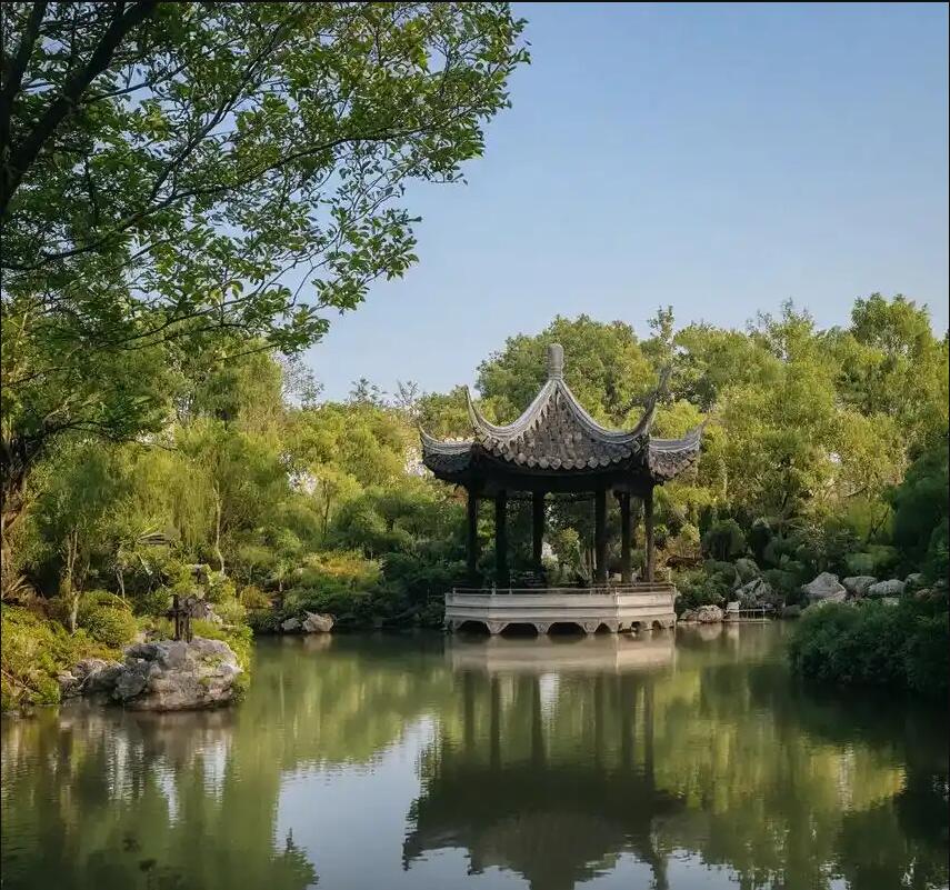 和龙祸兮土建有限公司